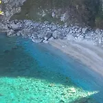 Gems Of Pinakates * Pinakatai