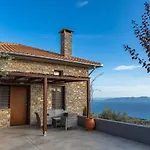 Gems Of Pinakates Villa