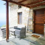 Gems Of Pinakates Villa *