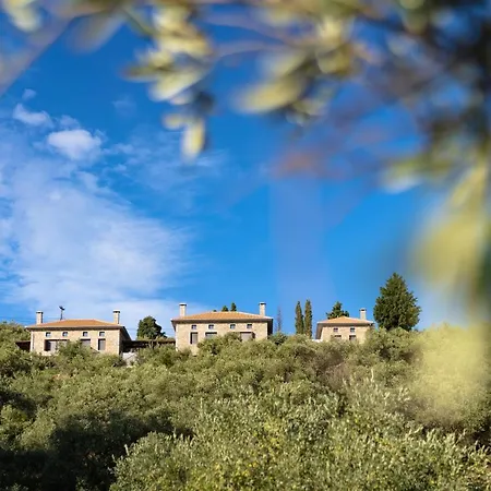 Willa Gems Of Pinakates Pinakátai