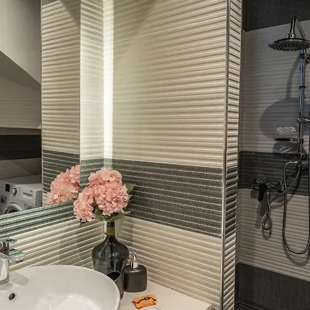 Gems Of Pinakates * Pinakátai