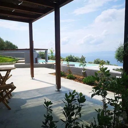 Willa Gems Of Pinakates Pinakátai