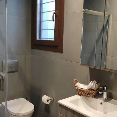 Gems Of Pinakates * Pinakátai