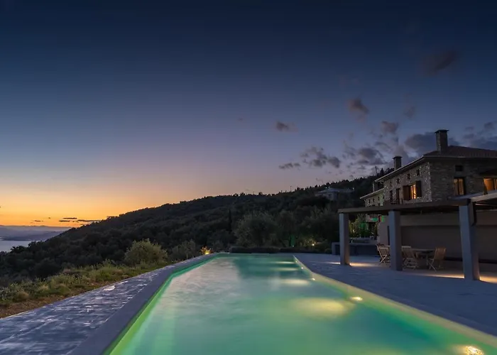 Willa Gems Of Pinakates *