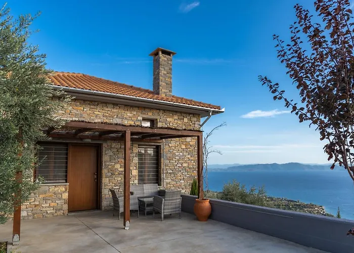 Gems Of Pinakates Willa