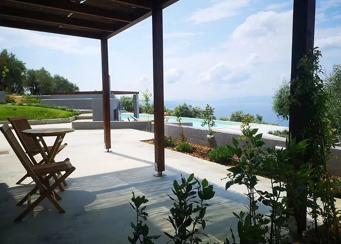 Willa Gems Of Pinakates Pinakátai