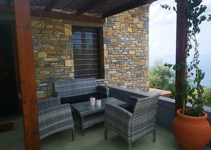 Gems Of Pinakates Willa