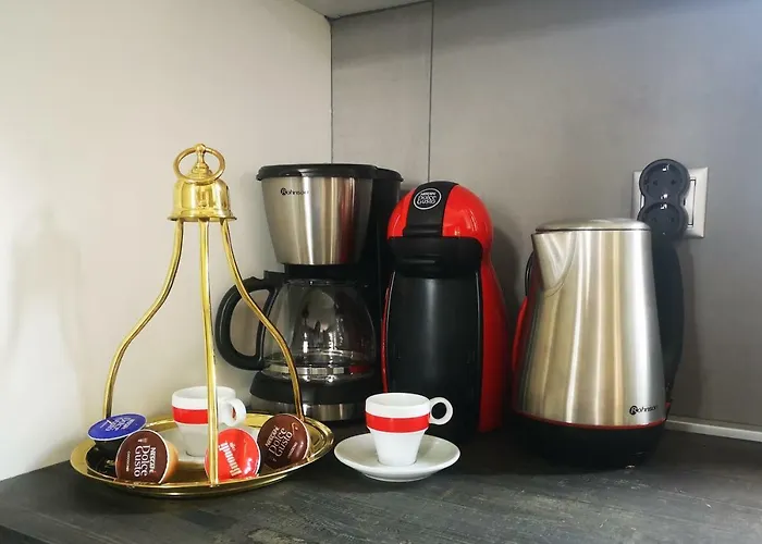 Gems Of Pinakates Willa